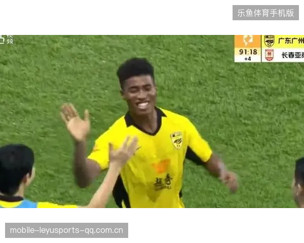 广州豹俱乐部成立以来首位入选并完成成年国家队出场——球员成长的里程碑